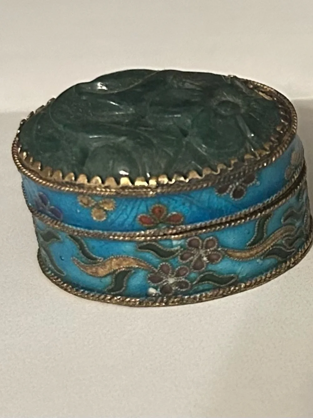 Oval Jade Trinket Box with Decorative Gold Trim